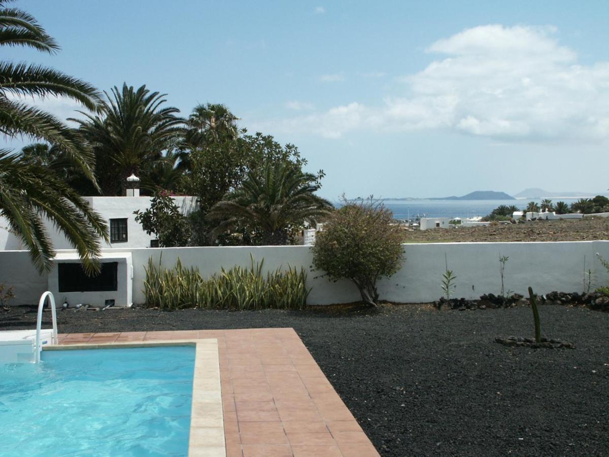 Villa Estefania Плая Бланка Екстериор снимка