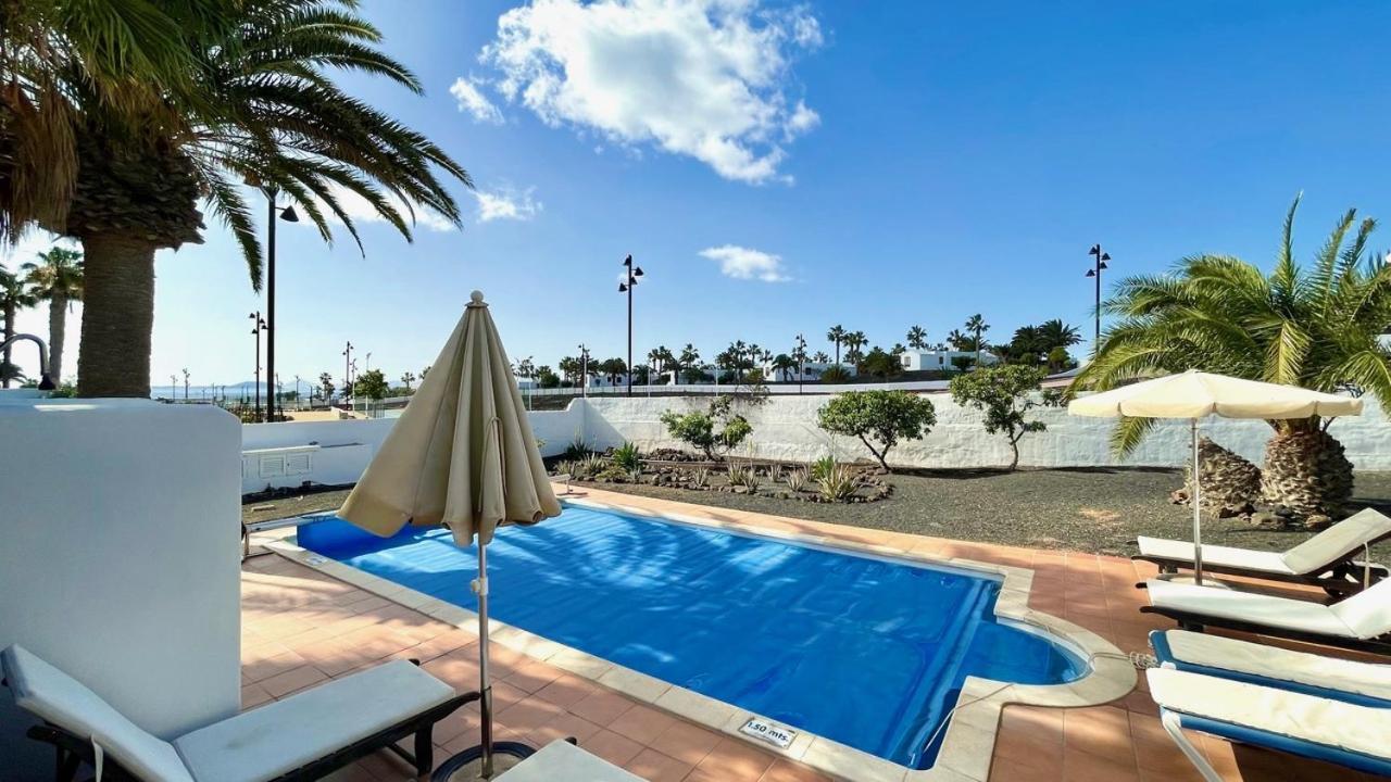 Villa Estefania Плая Бланка Екстериор снимка