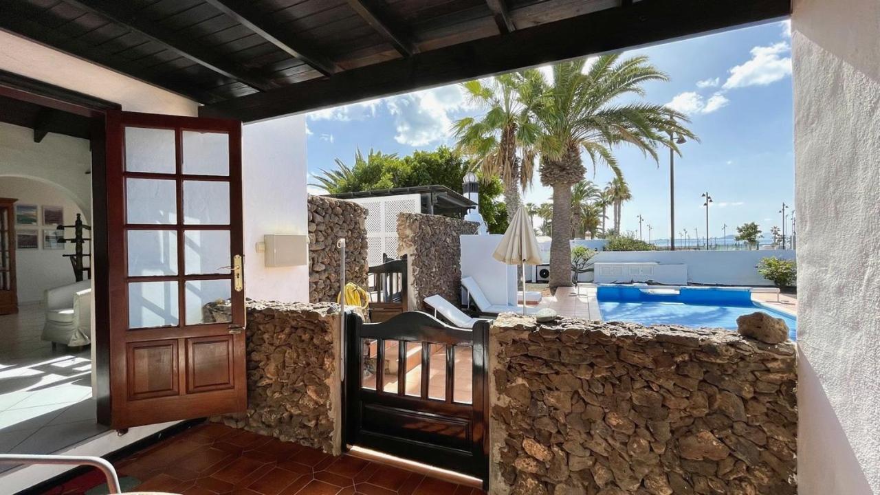 Villa Estefania Плая Бланка Екстериор снимка