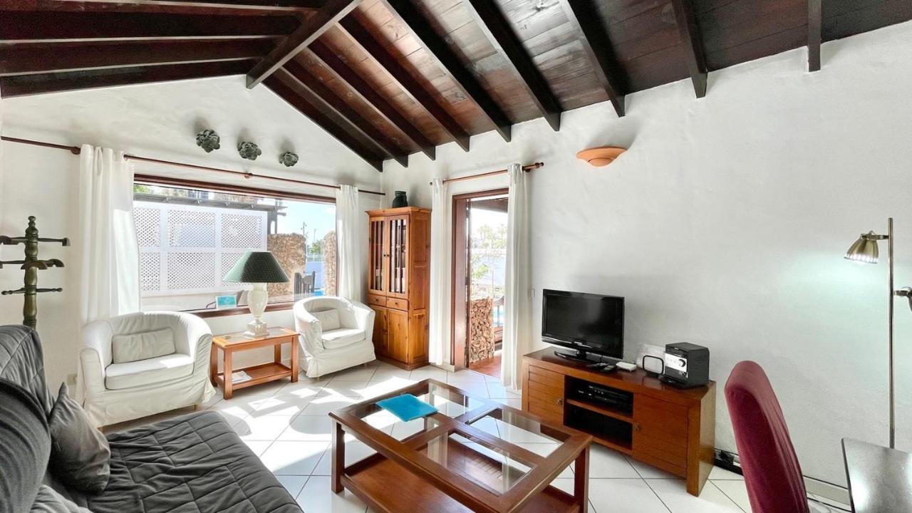 Villa Estefania Плая Бланка Екстериор снимка